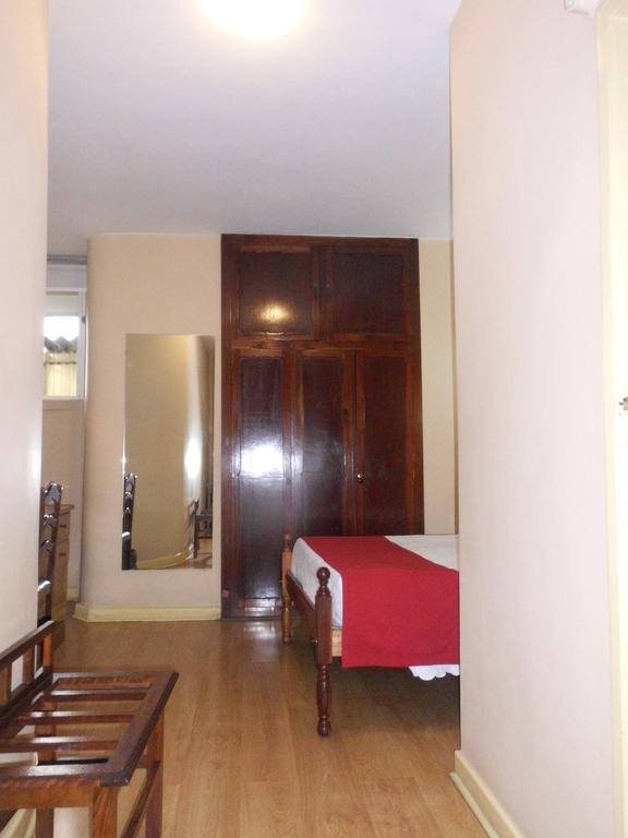 Hotel Larbelo Coimbra Room photo