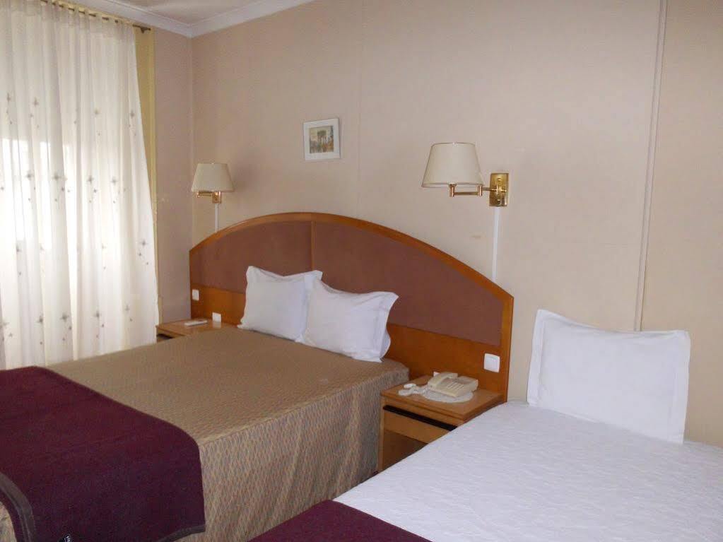 Hotel Larbelo Coimbra Exterior photo